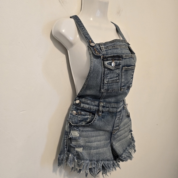 Tillys Almost Famous - Fray Denim Shortall Overalls - Picture 7 of 16